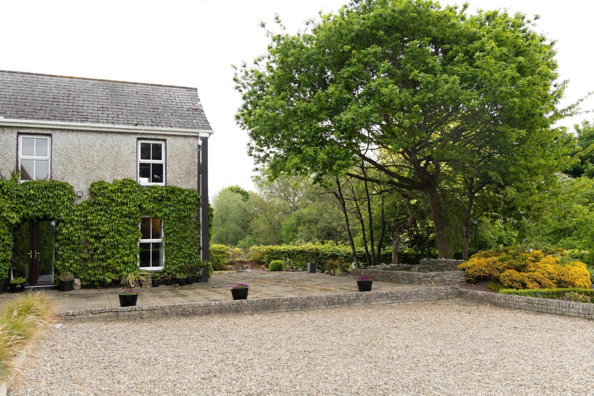 Fitz Of Inch Hotell Stradbally  Exteriör bild